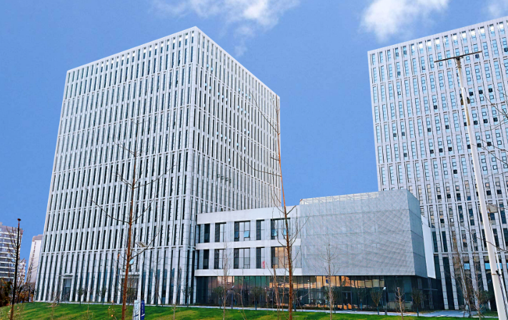 五金建材及机械零配件供应方案：工厂基建项目长期合作模式解析